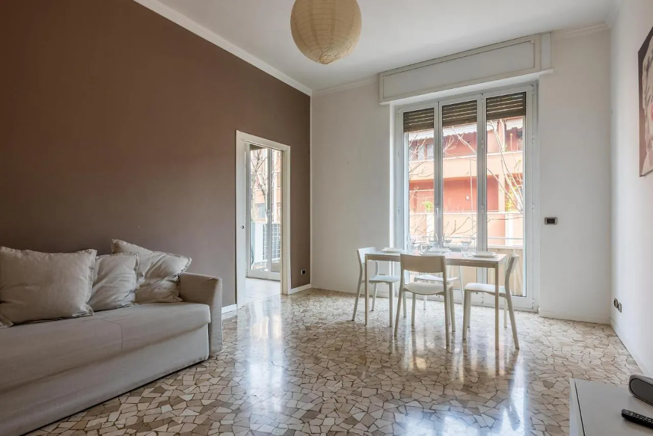 Апартаменты Spacious And Elegant House In Brera By Easylife Милан