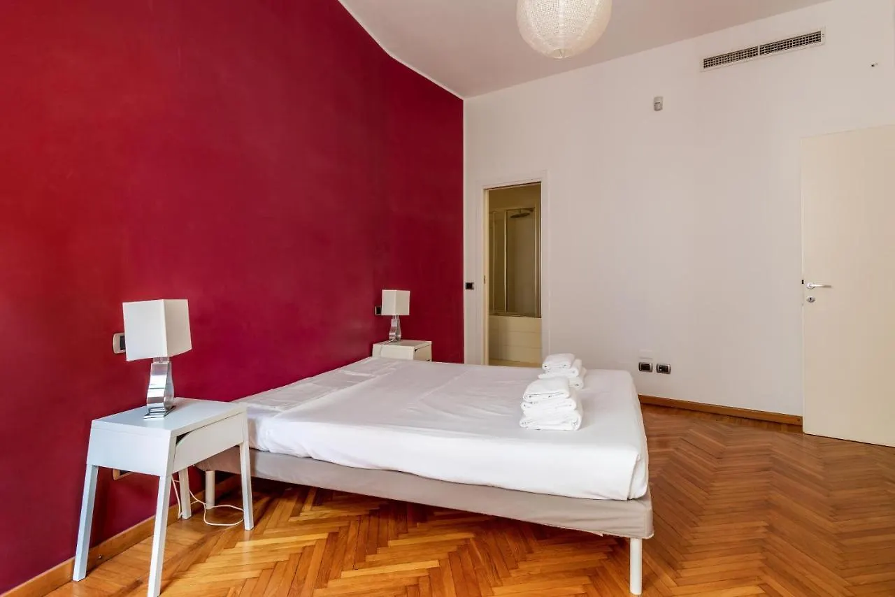 Spacious And Elegant House In Brera By Easylife Milan Appartement
